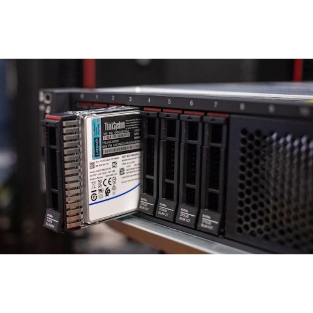 LENOVO ThinkSystem SR650 V2 (Xeon Gold 5318Y, 4x16GB,3x2.4TB)